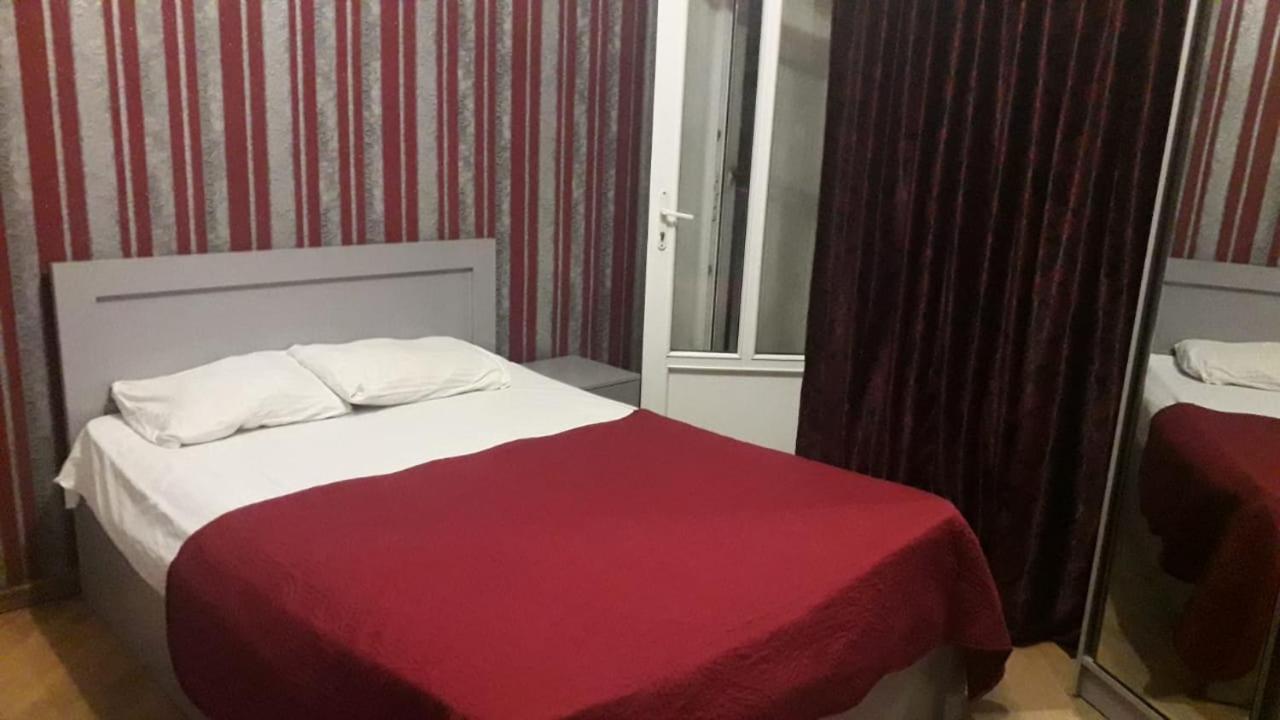 Hotel Mariel à Tbilissi Extérieur photo