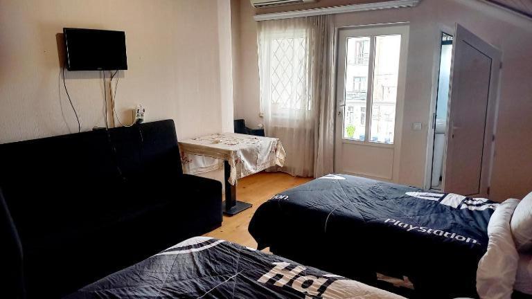 Hotel Mariel à Tbilissi Extérieur photo